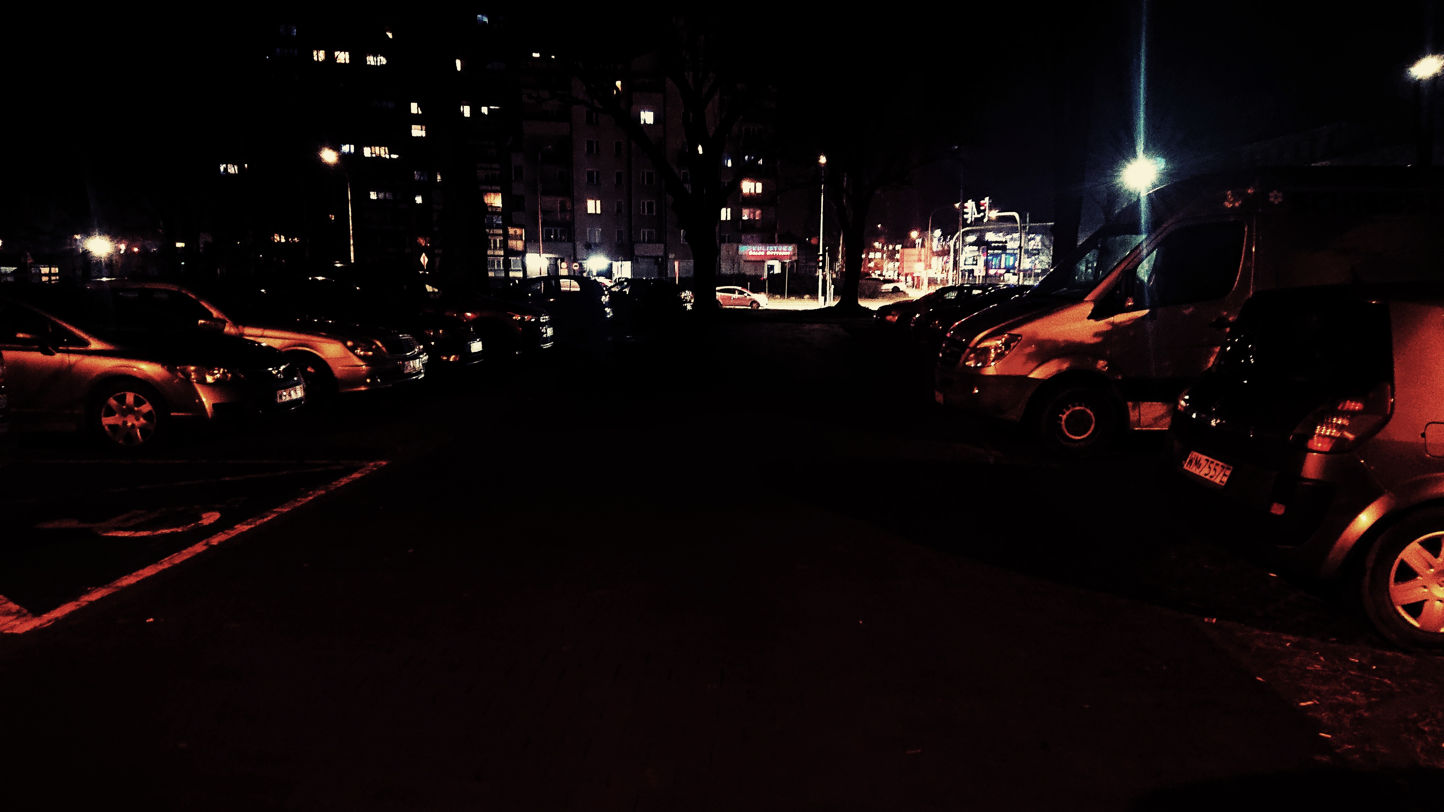 Parking ul. Starowiejska 36.